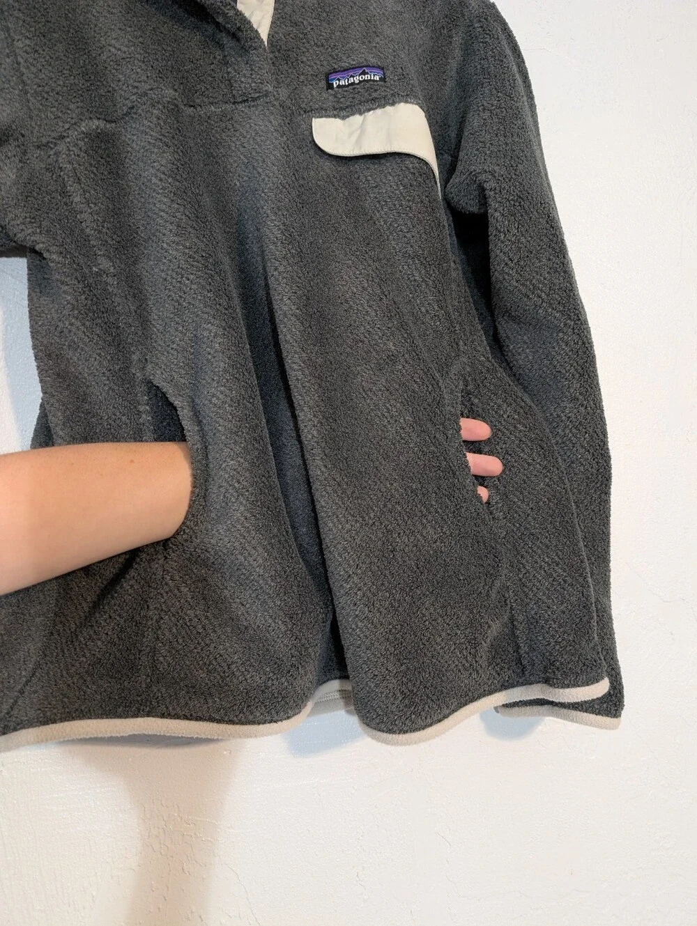 Patagonia Women's Gray Re-Tool Fleece Pullover 1/4 Snap Button Outdoors Camping